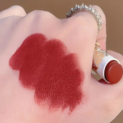 Rouge à lèvres mat effet brume, longue tenue, sans transfert — teinte Lace